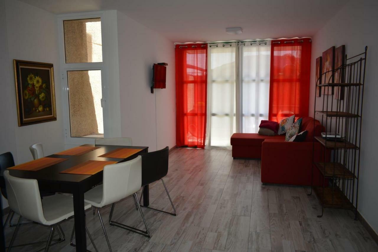 פלאייה דה לאס אמריקס Family Beach Apartment מראה חיצוני תמונה